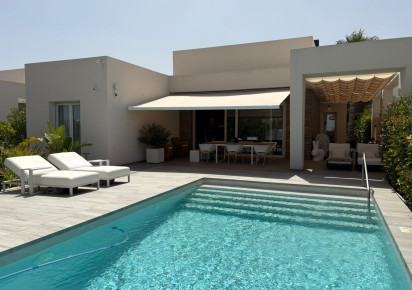 Resale · Villa · Algorfa · La finca Golf