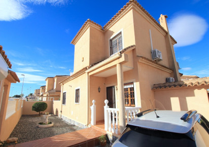 Resale · Villa · Benijófar - Atalaya Park