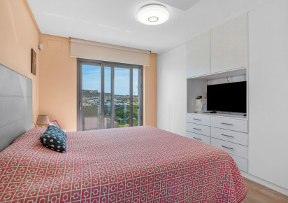 Resale · Villa · Benijofar