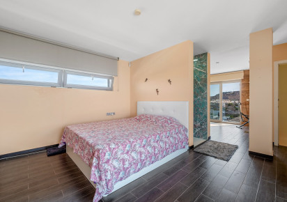 Resale · Villa · Benijofar