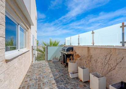 Resale · Villa · Benijofar