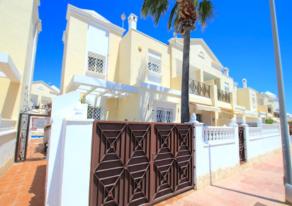 Resale · Villa · Ciudad Quesada - Doña Pepa