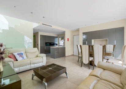 Resale · Villa · Ciudad Quesada