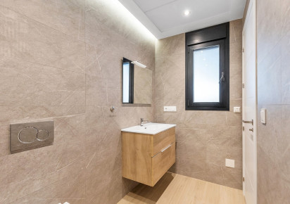 Resale · Villa / Detached · Benijofar