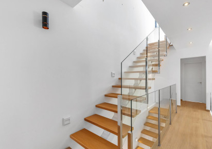 Resale · Villa / Detached · Benijofar