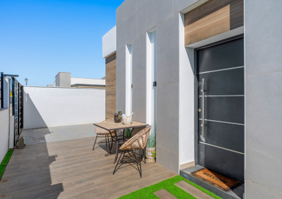 Resale · Villa · Fortuna · Urbanizacion Las Kalendas