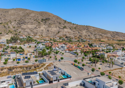 Resale · Villa · Fortuna · Urbanizacion Las Kalendas