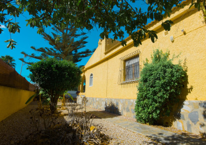 Resale · Villa · La Siesta - El Salado - Torreta · La Siesta