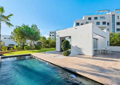 Resale · Villa · Las Colinas Golf Resort · Las Colinas golf