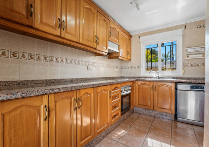 Resale · Villa · Orihuela Costa · Castillo de Don Juan