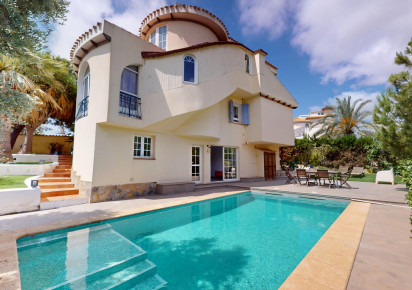 Resale · Villa · Orihuela Costa · La Zenia