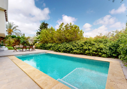 Resale · Villa · Orihuela Costa · La Zenia