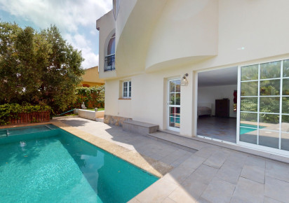 Resale · Villa · Orihuela Costa · La Zenia