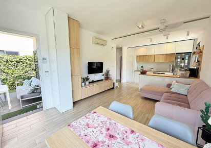 Resale · Villa · Orihuela Costa · La Zenia