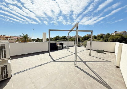 Resale · Villa · Orihuela Costa · La Zenia
