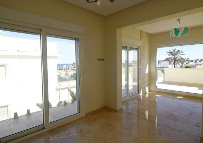 Resale · Villa · Orihuela Costa · La Zenia