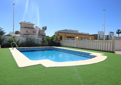 Resale · Villa · Orihuela Costa · La Zenia