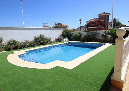 Resale · Villa · Orihuela Costa · La Zenia