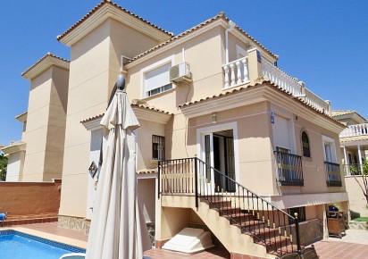 Resale · Villa · Orihuela Costa · Los Altos