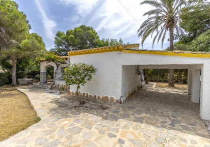 Resale · Villa · Orihuela Costa · Punta Prima