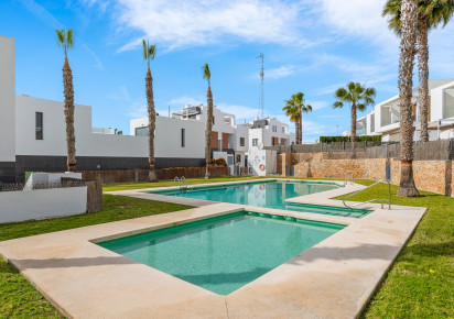 Resale · Villa · Orihuela Costa · Villamartín