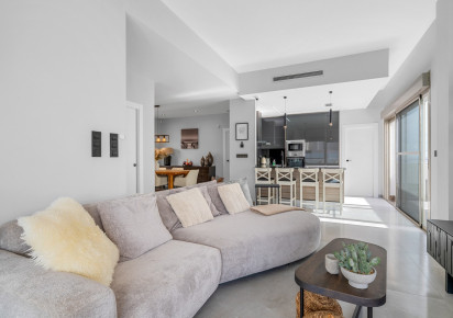 Resale · Villa · Orihuela Costa · Villamartín