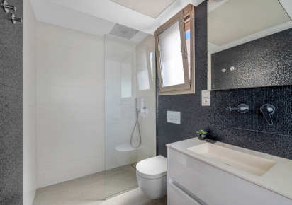 Resale · Villa · Orihuela Costa · Villamartín