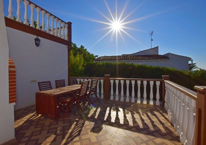 Resale · Villa · Orihuela Costa