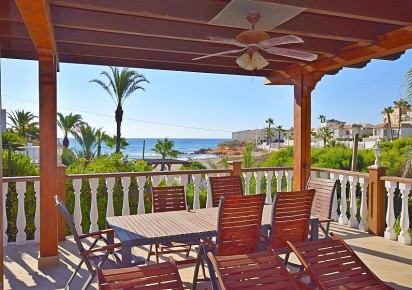 Resale · Villa · Orihuela Costa
