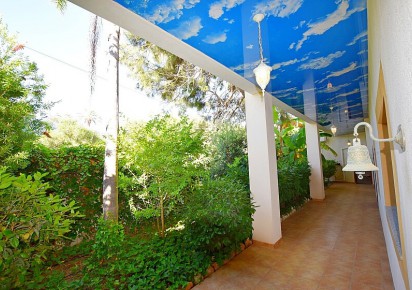 Resale · Villa · Orihuela Costa