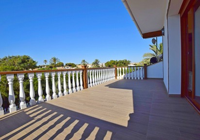 Resale · Villa · Orihuela Costa