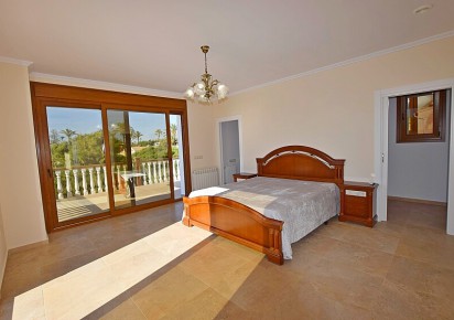Resale · Villa · Orihuela Costa