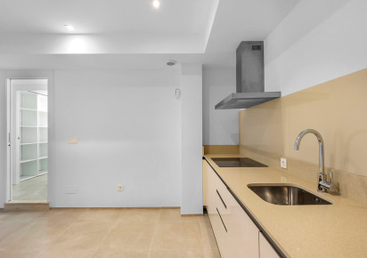 Resale · Villa · Orihuela Costa