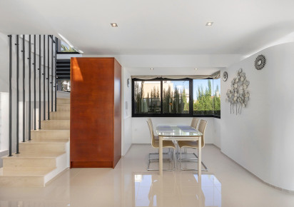 Resale · Villa · Orihuela Costa