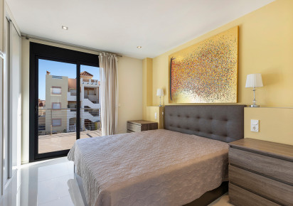 Resale · Villa · Orihuela Costa