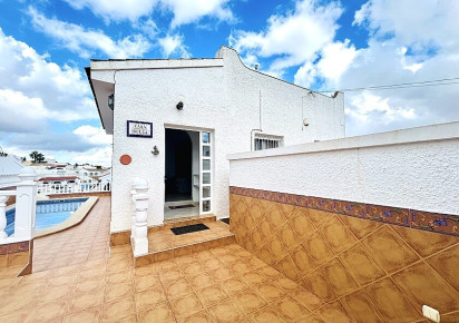 Resale · Villa · Orihuela · Las Filipinas