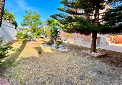 Resale · - VILLA · Orihuela · Los Balcones