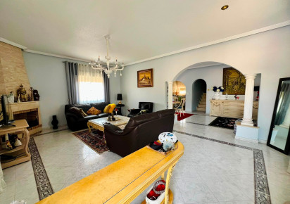 Resale · - VILLA · Orihuela · Los Balcones