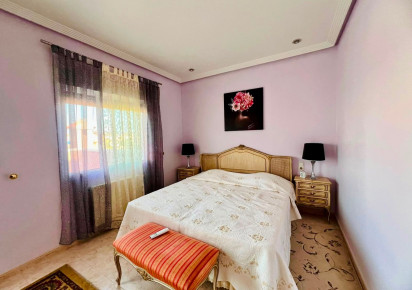 Resale · - VILLA · Orihuela · Los Balcones