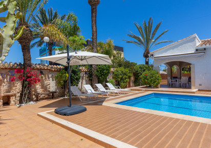 Resale · Villa · Orihuela · Orihuela Costa