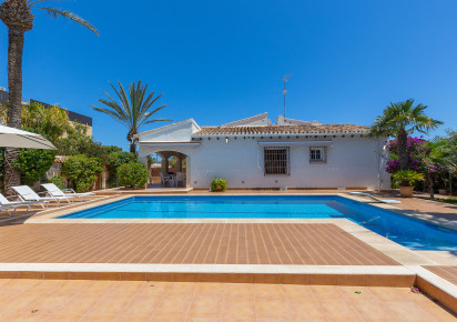 Resale · Villa · Orihuela · Orihuela Costa