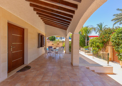 Resale · Villa · Orihuela · Orihuela Costa