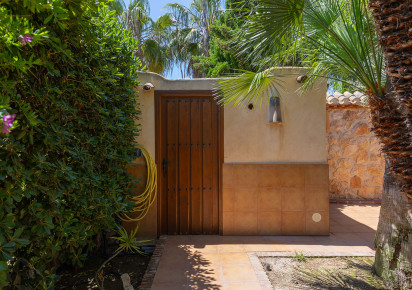 Resale · Villa · Orihuela · Orihuela Costa