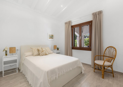 Resale · Villa · Orihuela · Orihuela Costa