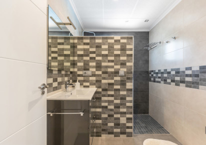 Resale · Villa · Orihuela · Orihuela Costa