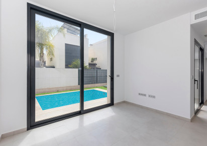 Resale · Villa · Orihuela · Orihuela Costa