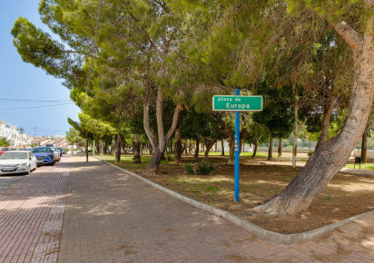 Resale · Villa · Torrevieja · Calas blanca