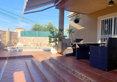 Resale · Villa · Torrevieja · El chaparral
