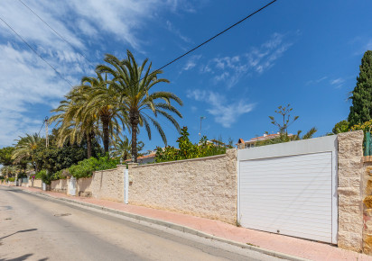 Resale · Villa · Torrevieja · Rocio del Mar