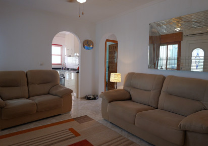 Resale · Villa · Torrevieja · Urbanización San Luis